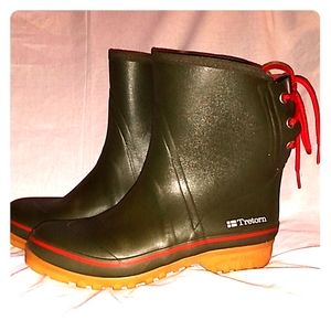 Rubber Boots..Ankle length